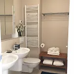 K Apartment *